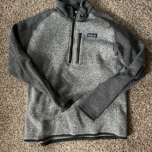 PATAGONIA quarter zip.
